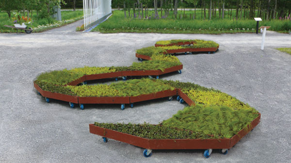 Fractal Garden by Legge Lewis Legge 9 Fabricating Informal Gardens: Diamond Shaped Garden On Wheels 