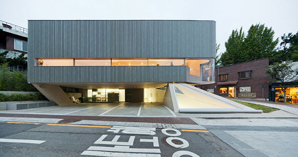 Steel Art Gallery1 Steel Contemporary Shaped Art Centre in South Korea