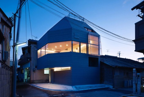 The Japanese Way of Enhancing Living Space: House in Matsubara