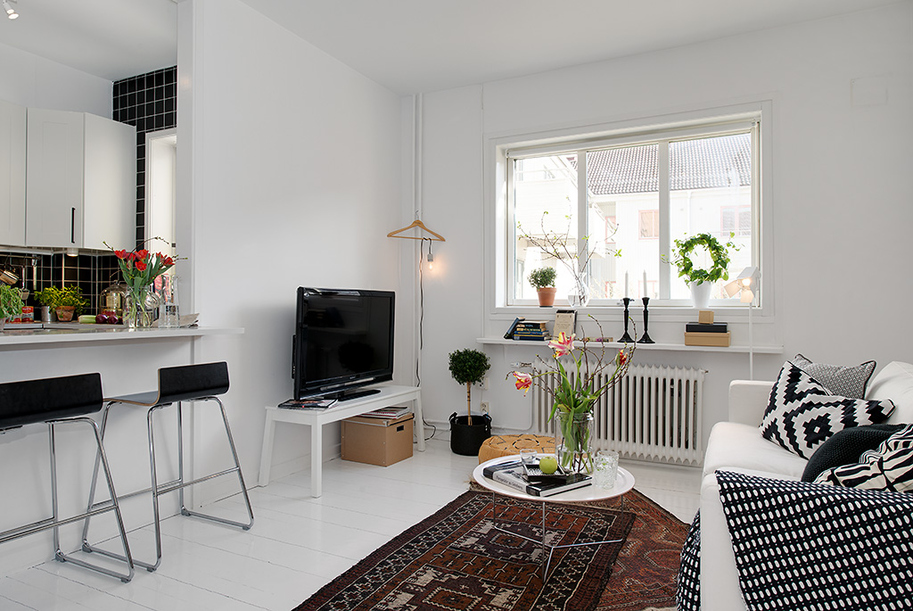 Beautiful Elegant Swedish Apartment Gothenburgs Exquisite Side: Small Apartment Tastefully Designed 