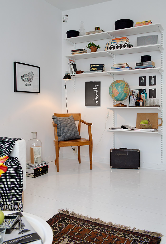 White Room Personalised Elements Gothenburgs Exquisite Side: Small Apartment Tastefully Designed 